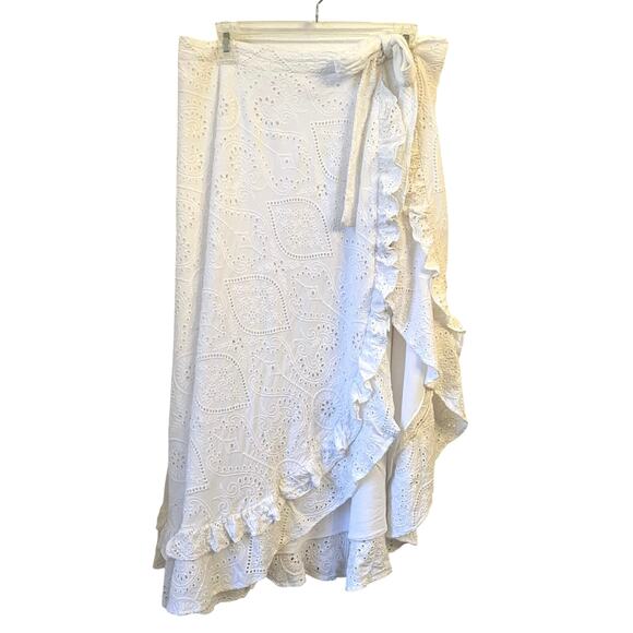 Encantadore Eyelet Embroidered Sarong Wrap Skirt Medium White Coverup Beach Pool - Picture 1 of 15